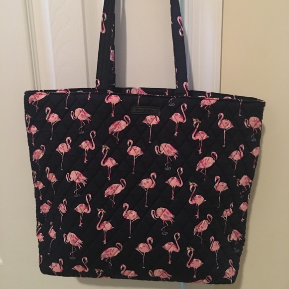 Vera Bradley Handbags - NWT Vera Bradley Flamingo Essential Tote